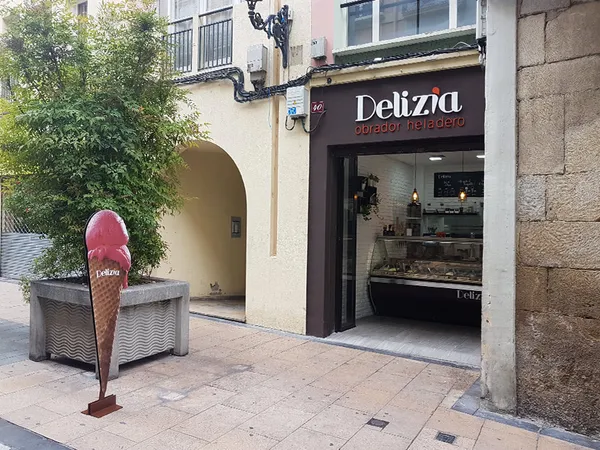Heladería Delizia obrador heladero