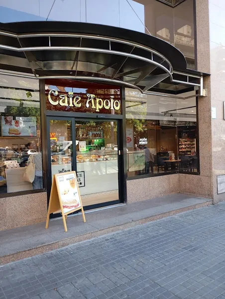 Cafe Apolo