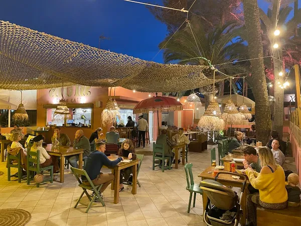 Word of Mouth (WOM) - Santa Eulalia