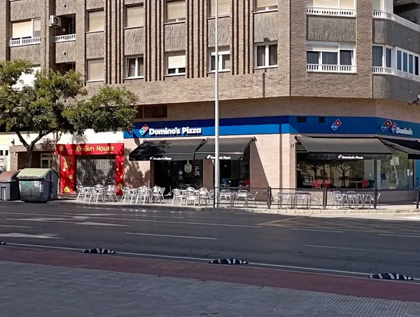 Domino's Pizza