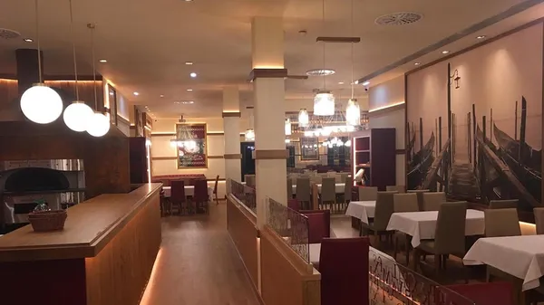 Restaurante La Tagliatella | La Torre Outlet, Zaragoza