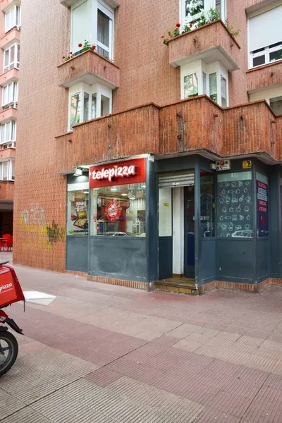 Telepizza Vitoria, Pintores - Comida a Domicilio