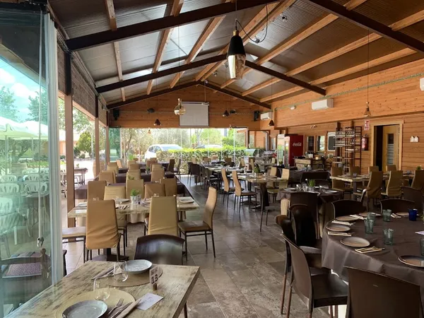 La Vega del Zurrón ~ Restaurante y Alojamientos