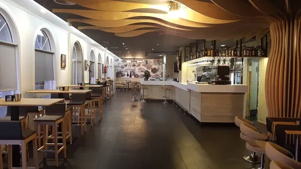 La Cantina Sixtina | Oleiros Restaurant