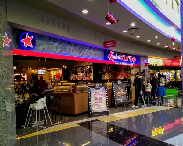 Foster's Hollywood